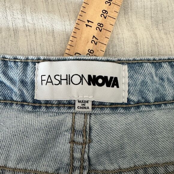 Fashion Nova Womens Straight Jeans Size 14 Plus Distressed High Rise Denim - Picture 5 of 11